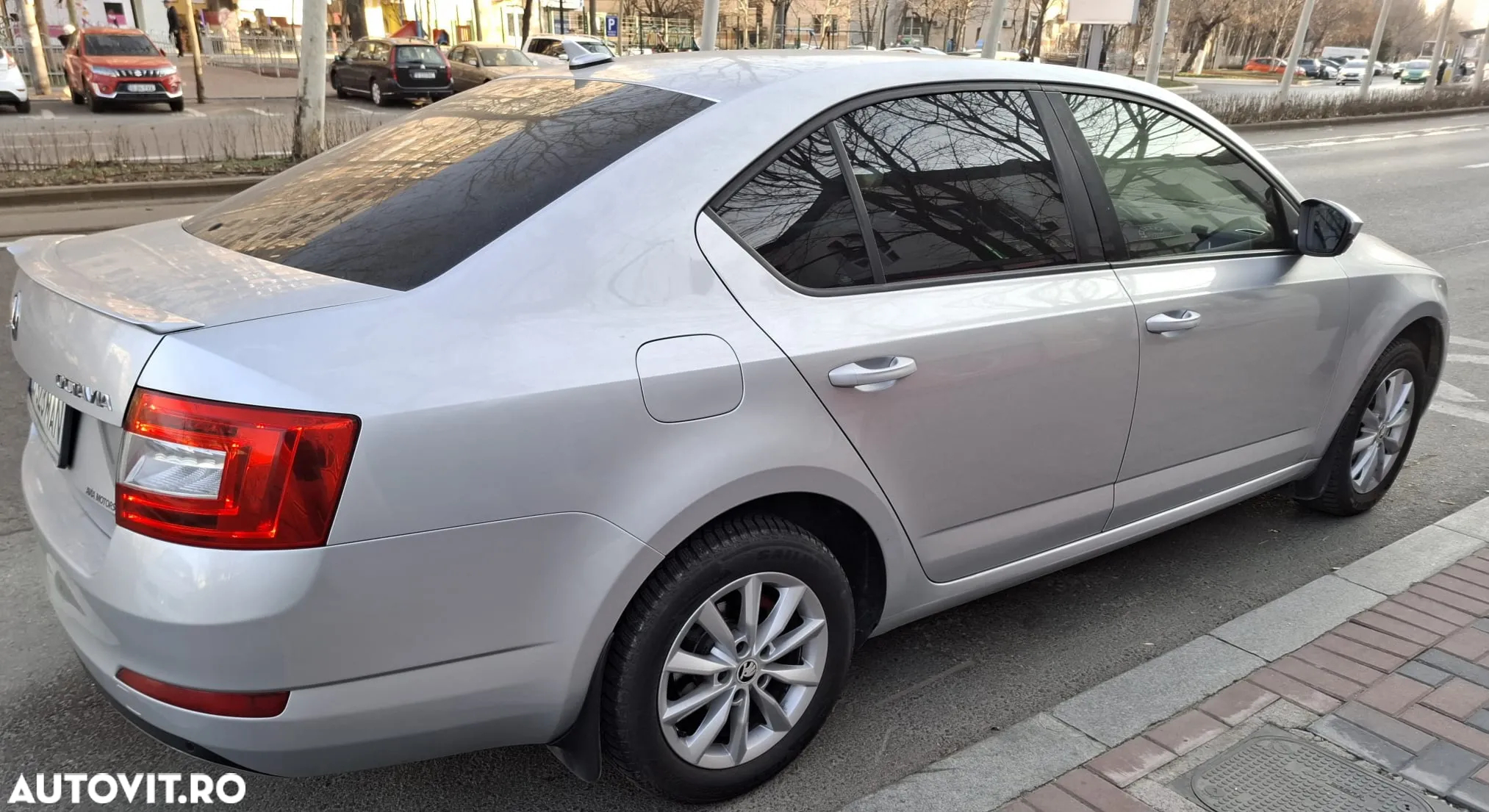 Skoda Octavia 1.6 TDI Ambition - 2