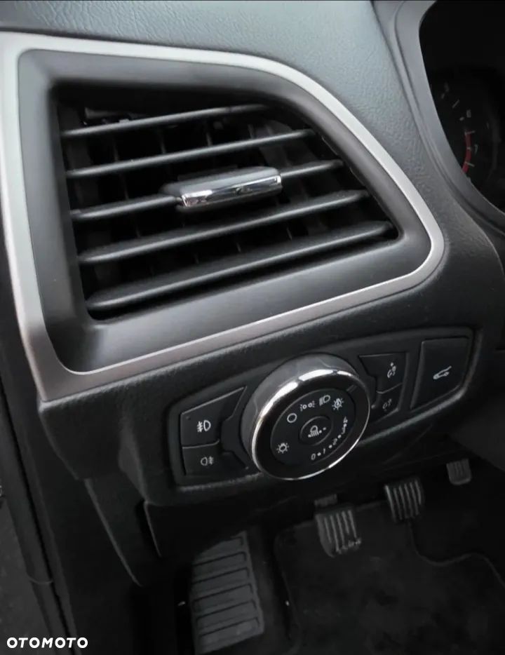 Ford S-Max 2.0 TDCi Titanium - 18