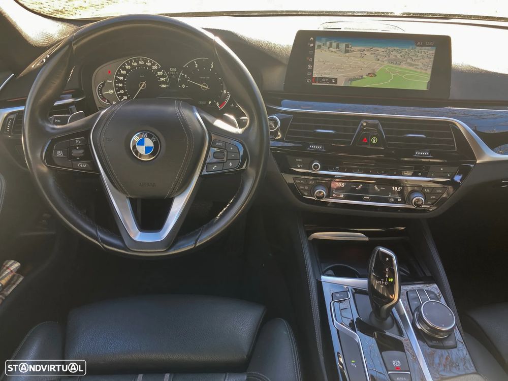 BMW 530 d Line Luxury Auto - 7