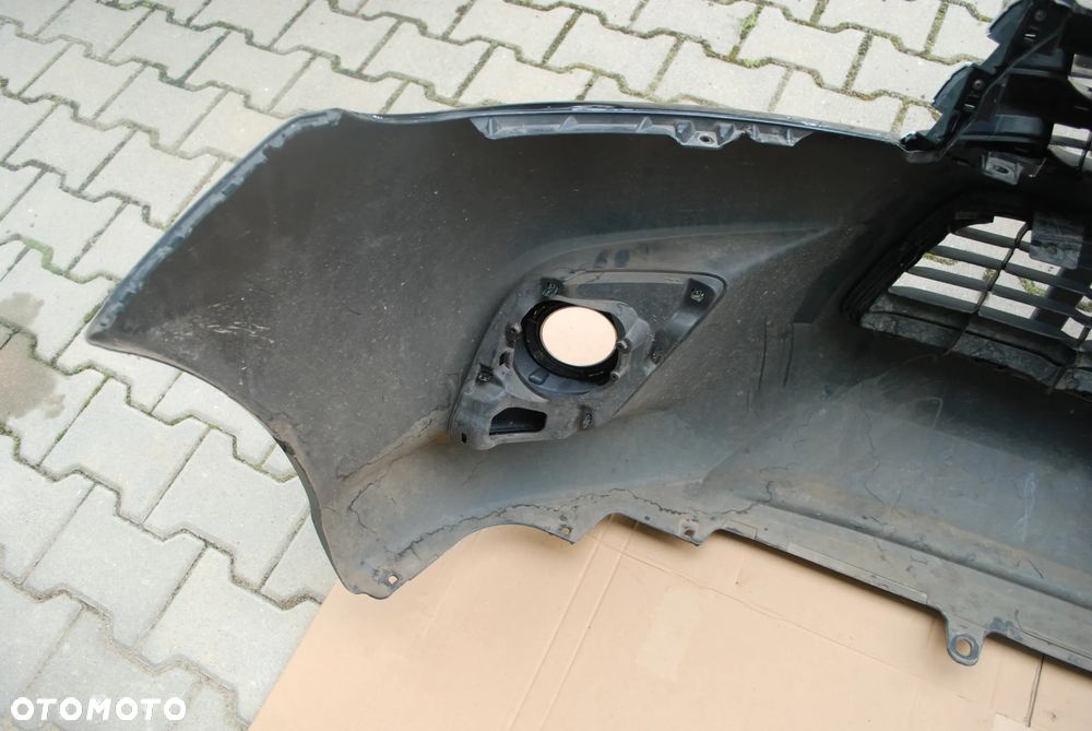TOYOTA HILUX VIII  16 R.- Zderzak Przedni Przód - 14