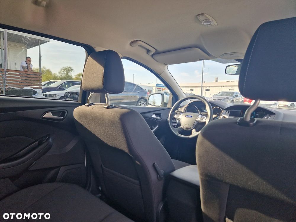 Ford Focus - 26