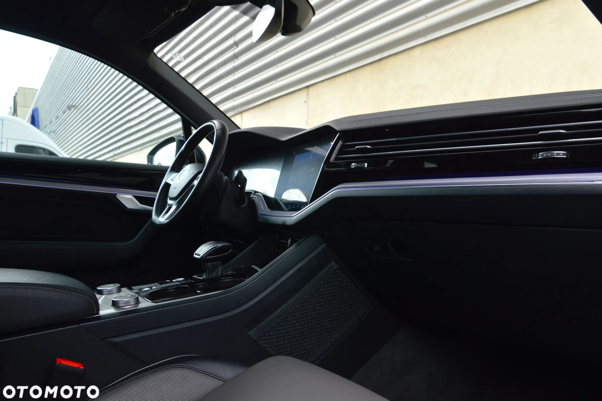 Volkswagen Touareg 3.0 V6 TFSI 4Motion R-Line - 18