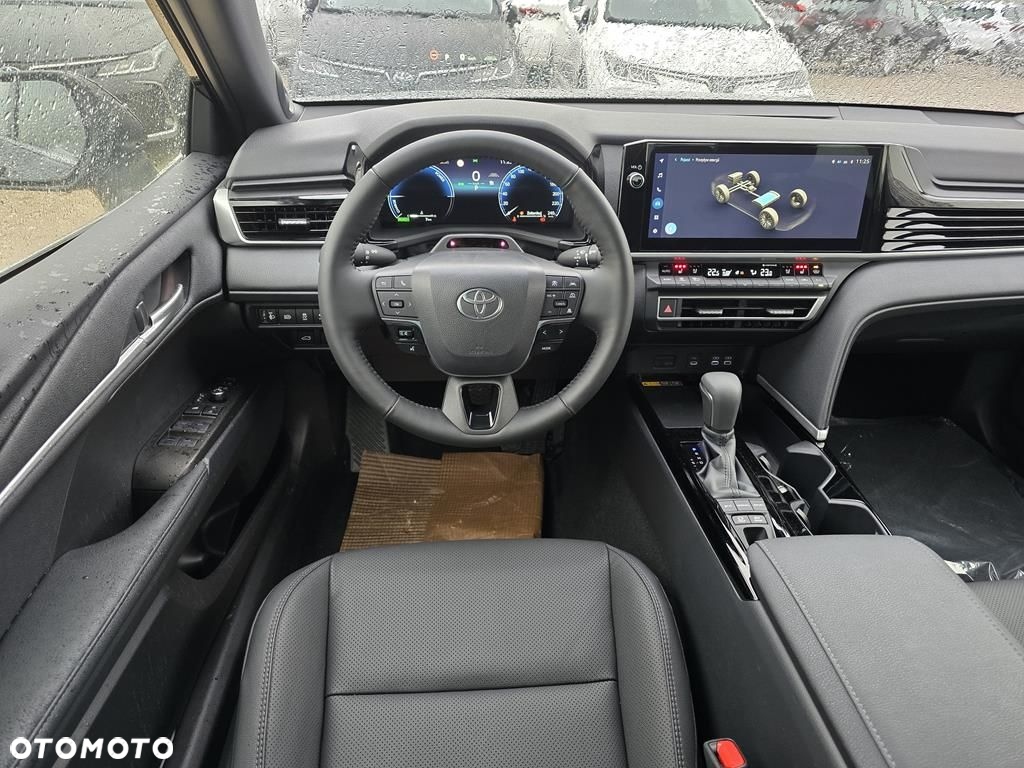 Toyota Camry 2.5 Hybrid Executive CVT - 27