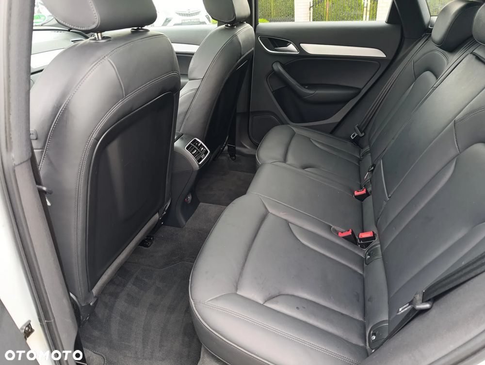 Audi Q3 2.0 TDI Quattro Design S tronic - 17
