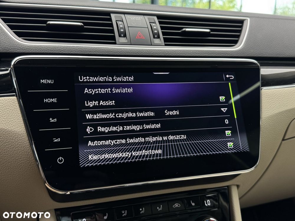 Skoda Superb 2.0 TSI 4x4 L&K DSG - 33