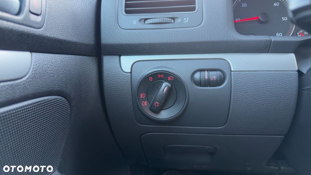 Volkswagen Golf 1.9 TDI Comfortline - 14