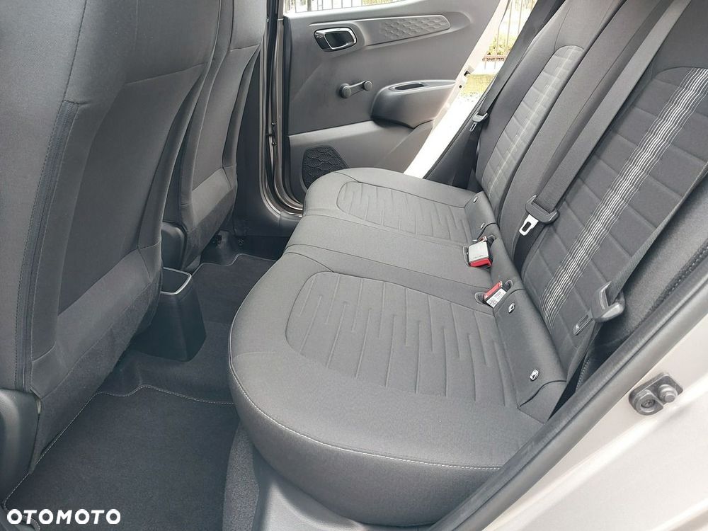 Hyundai i10 2021