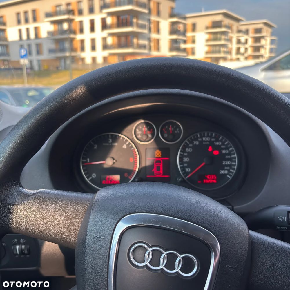 Audi A3 Sportback - 16