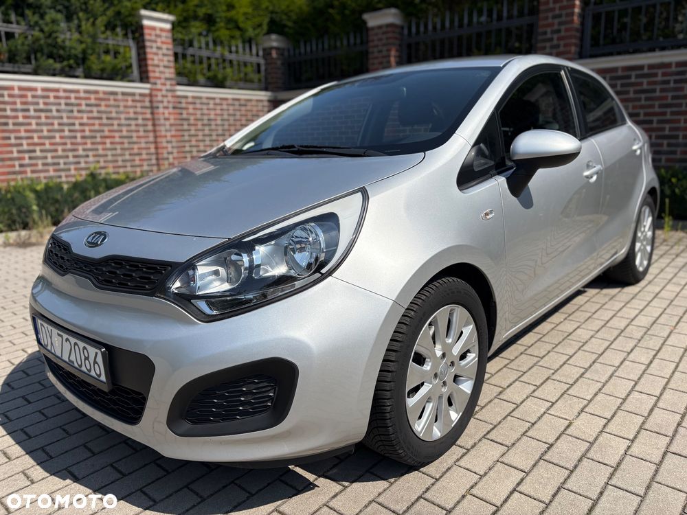 Kia Rio 1.2 Attract - 16