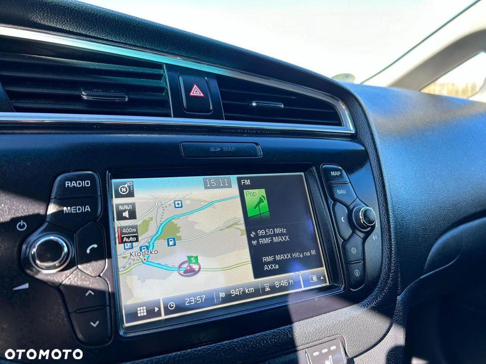 Kia Ceed - 4
