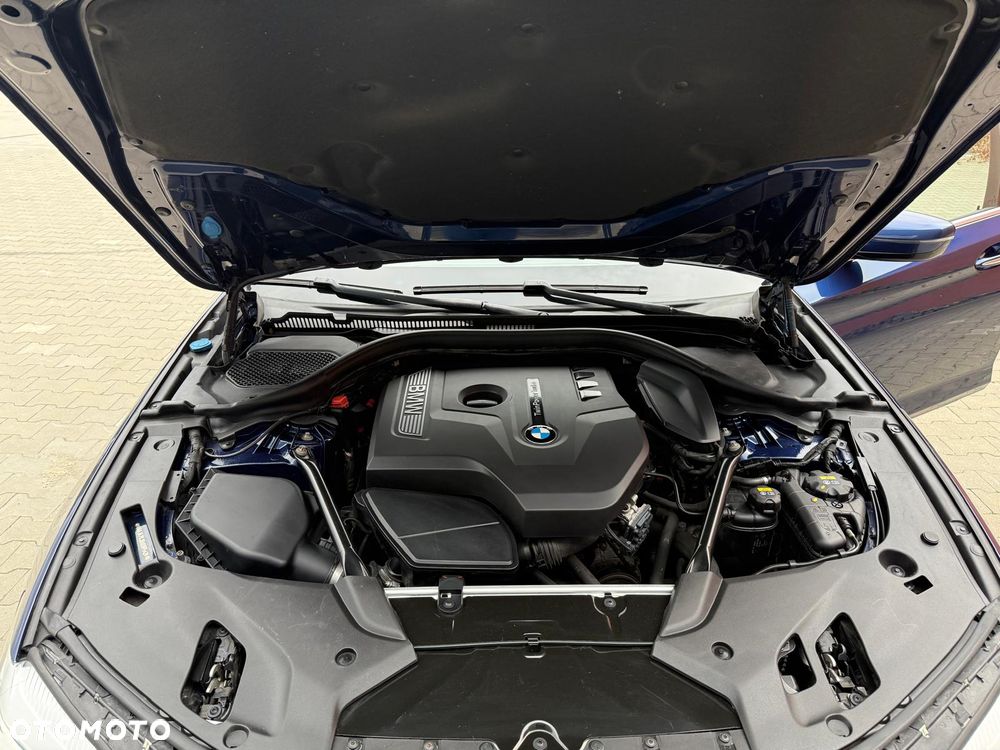 BMW Seria 5 530i xDrive M Sport sport - 21