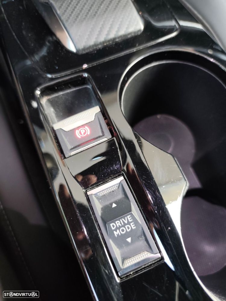 Peugeot 2008 PureTech 130 EAT8 Allure Pack - 15