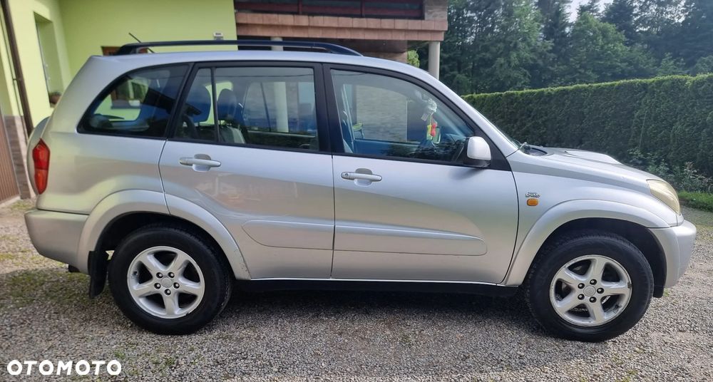 Toyota RAV4 D-4D 4x4 Executive - 12