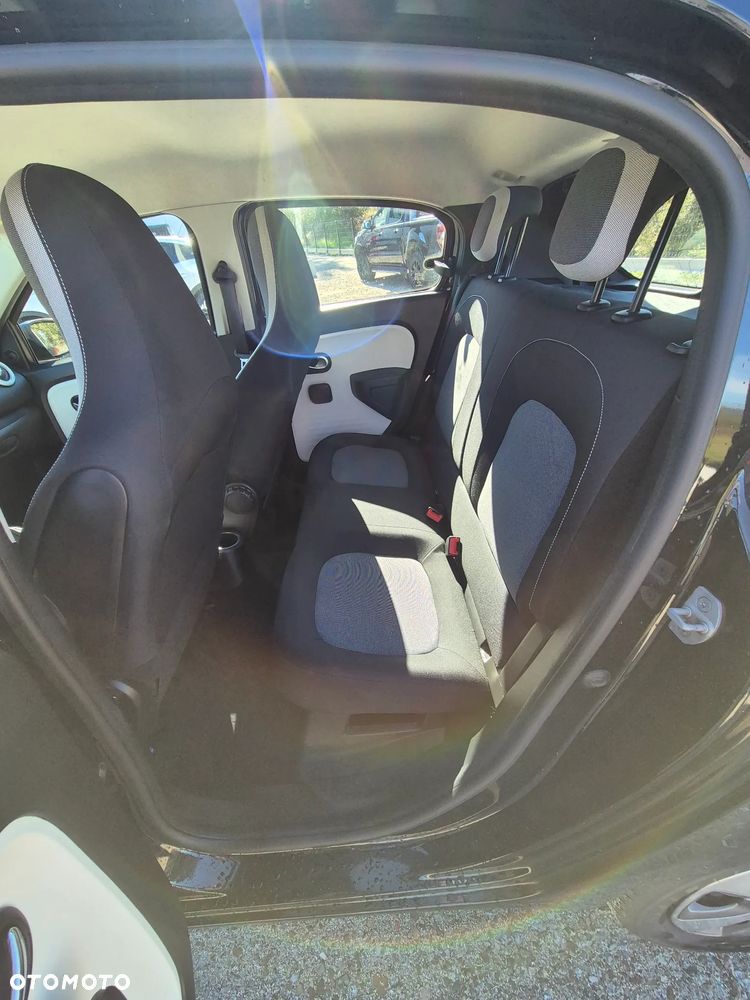 Renault Twingo SCe 70 Liberty - 13