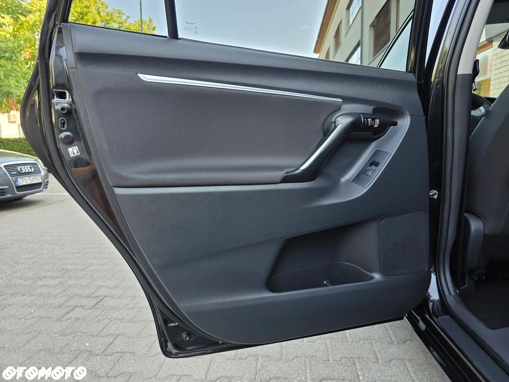 Toyota Verso - 19