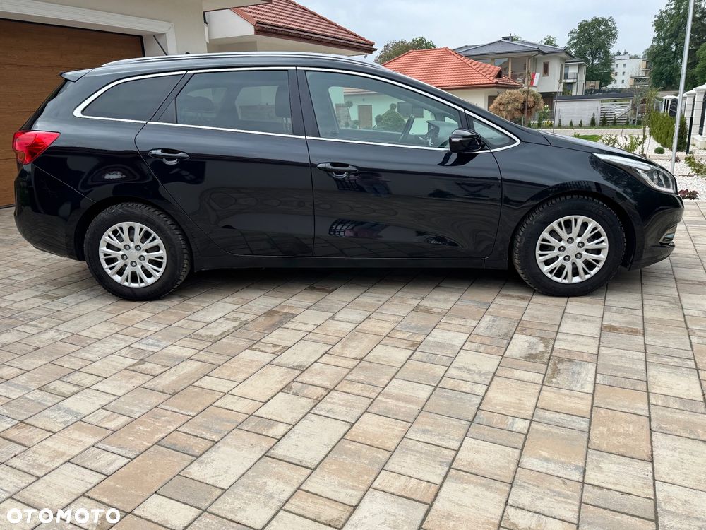 Kia Ceed 1.6 GDI Fifa World Cup Edition - 5