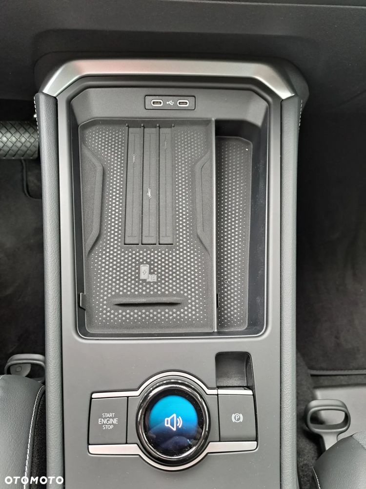 Volkswagen T-Roc 1.5 eTSI Style DSG - 34