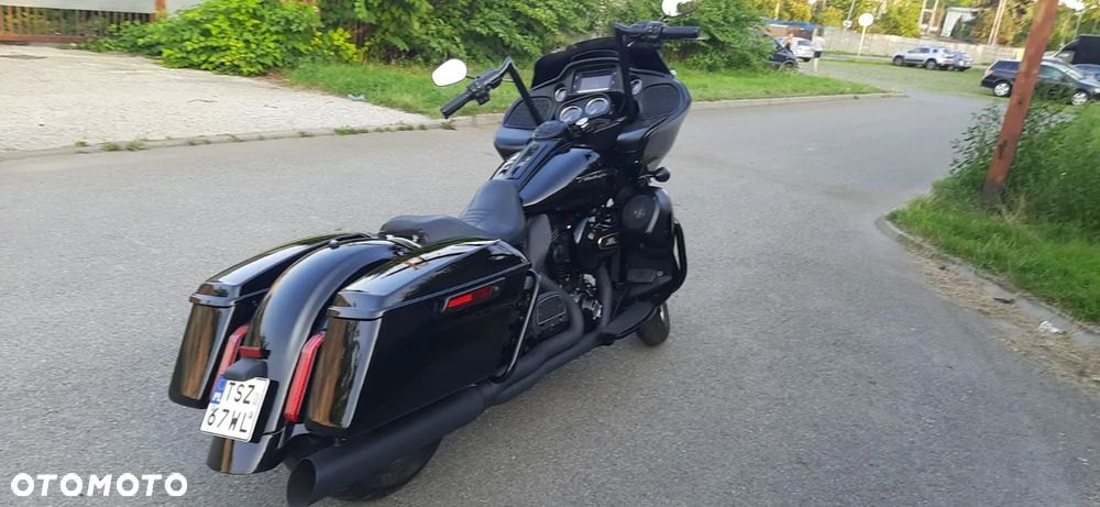Harley-Davidson Touring Road Glide - 10