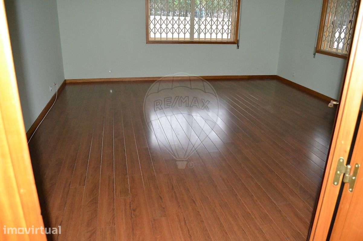 Apartamento T2 para arrendamento - Grande imagem: 4/15