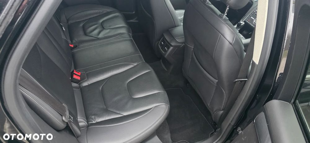 Ford Mondeo 2.0 EcoBlue Titanium - 27