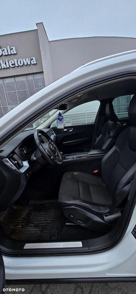 Volvo XC 60 D4 Momentum - 14