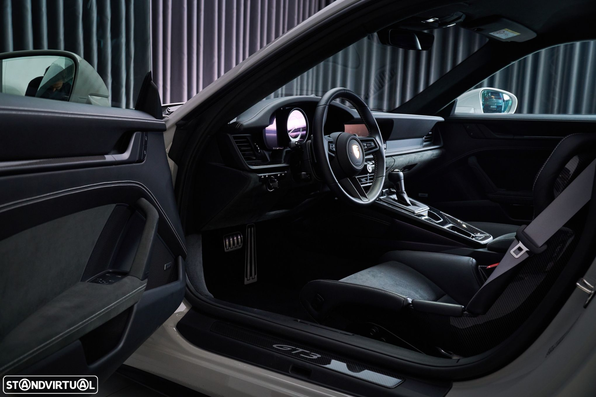 Porsche 911 (992) GT3 PDK - 29