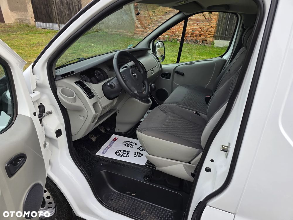 Opel Vivaro - 37