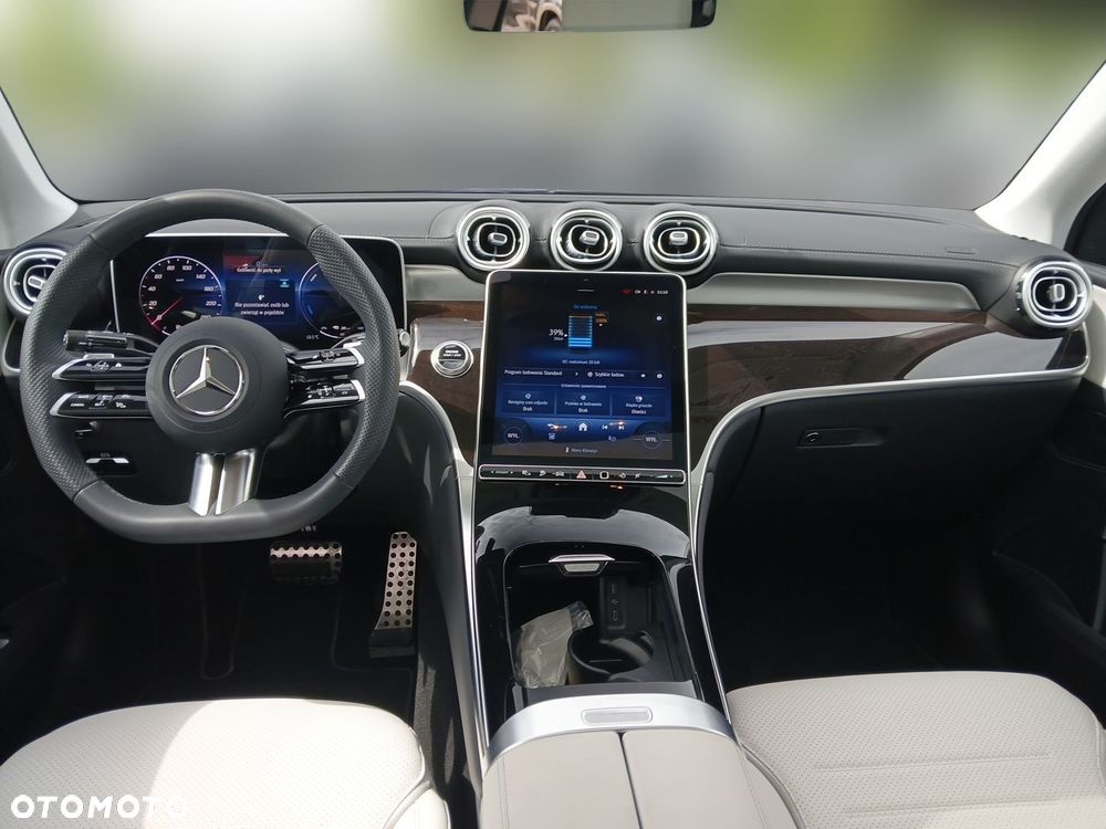 Mercedes-Benz GLC 300 de PHEV 4-Matic AMG Line - 12