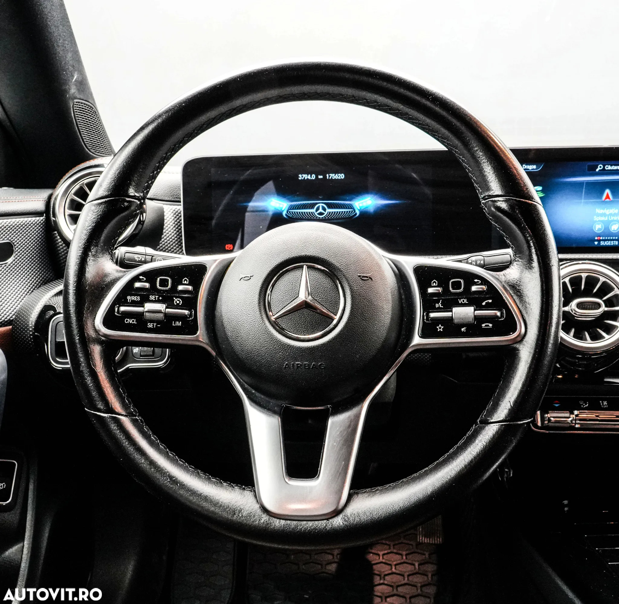 Mercedes-Benz CLA - 19
