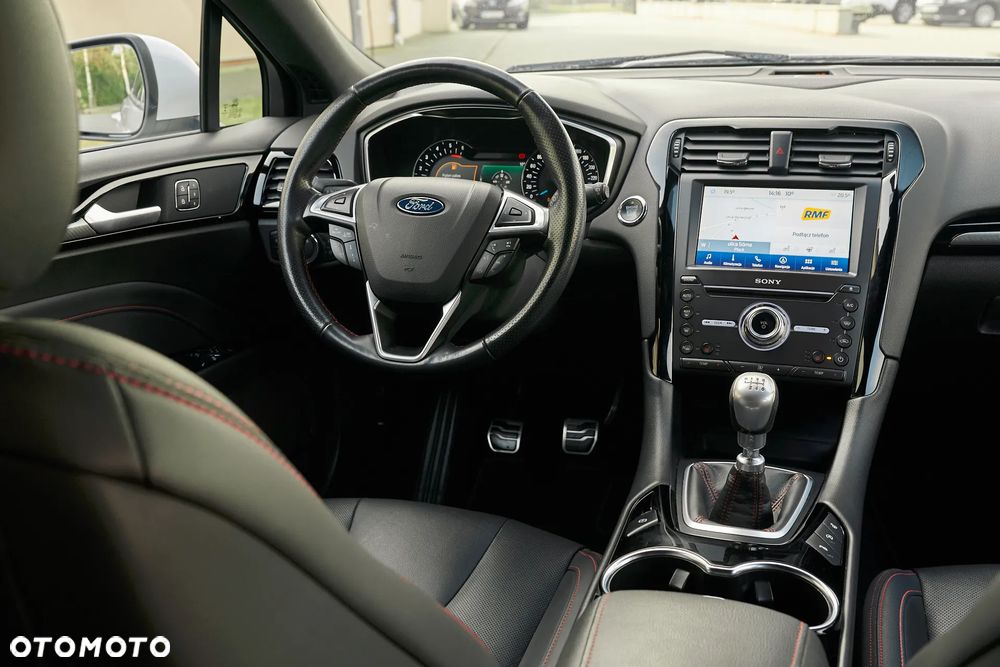 Ford Mondeo 2.0 EcoBlue ST-Line - 19