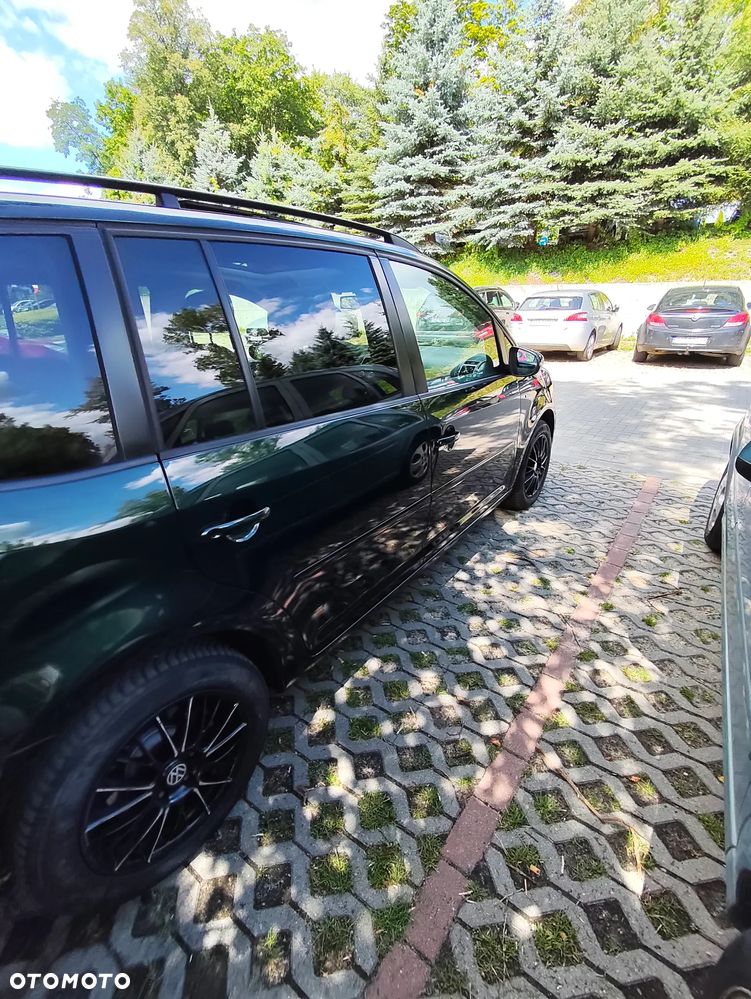 Volkswagen Touran 1.2 TSI BlueMot Trendline - 10