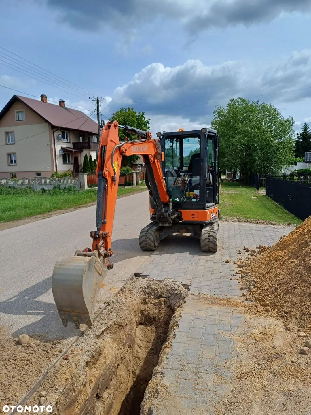 Hitachi ZX33U-6 - 1