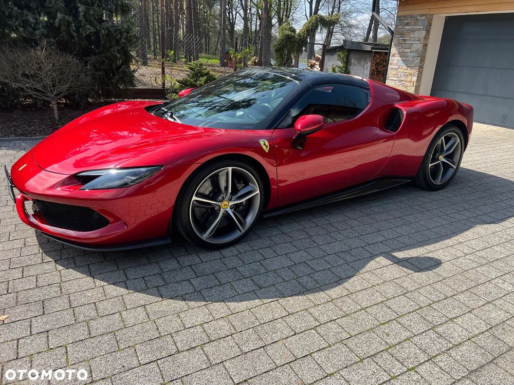 Ferrari 296 GTS - 16