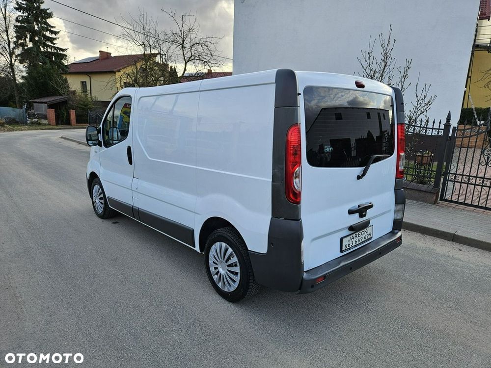 Renault Trafic - 6