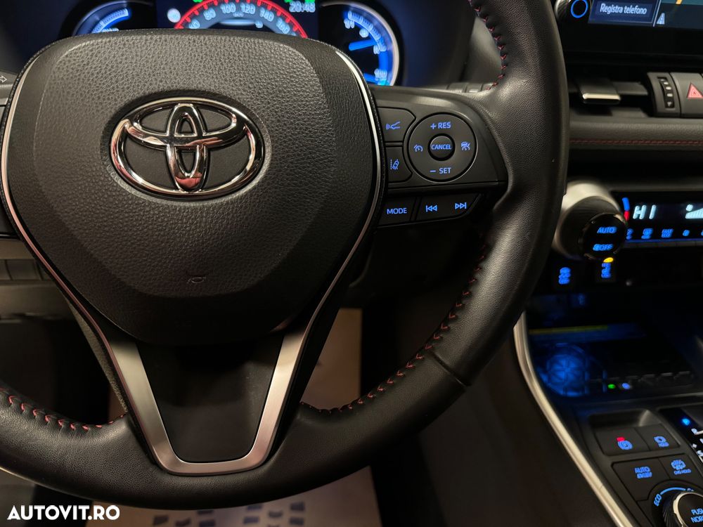 Toyota RAV4 Plug-in-Hybrid Style - 28