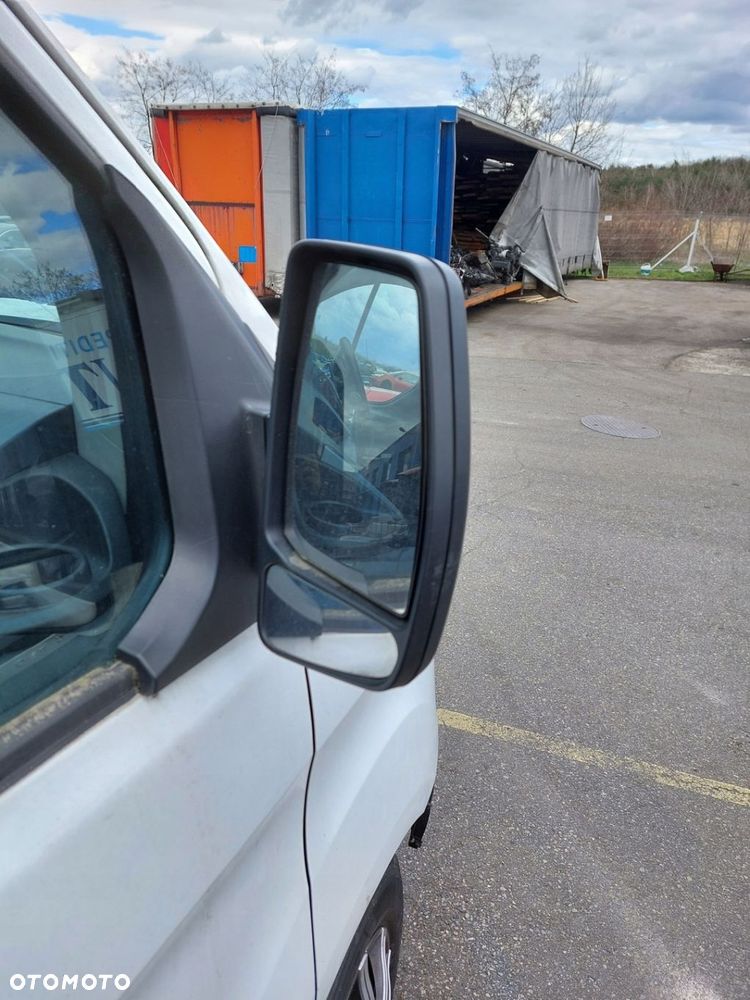 Transit Custom lusterko prawe elektryczne