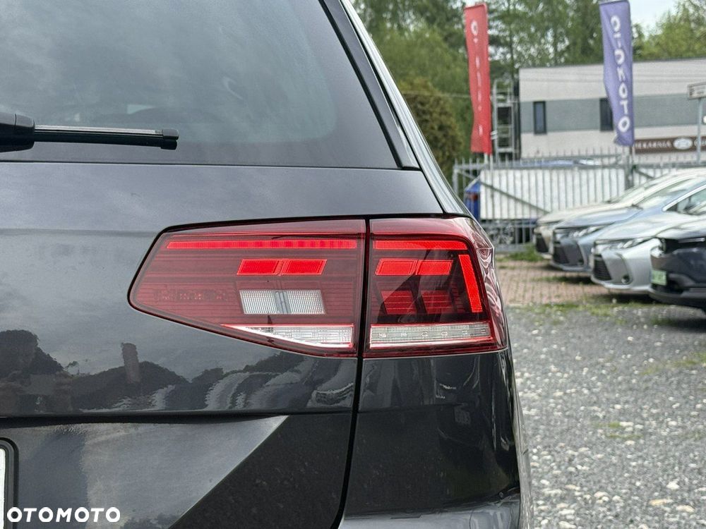 Volkswagen Passat 2.0 TSI Elegance DSG - 9