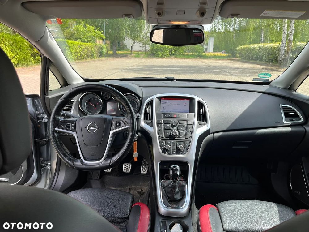 Opel Astra 2.0 BiTurbo CDTI DPF ecoFLEX SportsTourer St - 19