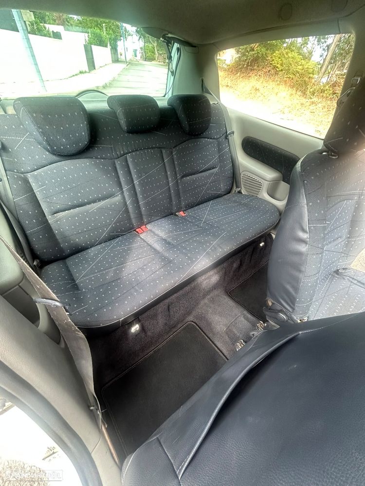 Renault Clio 1.5 dCi Expression - 23