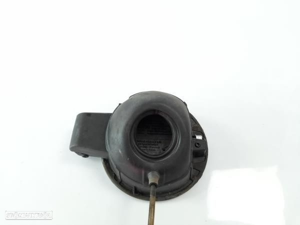 Tampa / Tampao Combustivel  Volkswagen Golf Plus (5M1, 521) - 2