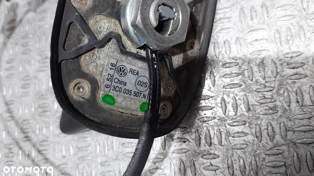 ANTENA DACHOWA ORYGINAŁ SKODA SUPER B R2012 NR 3C0035507N - 3