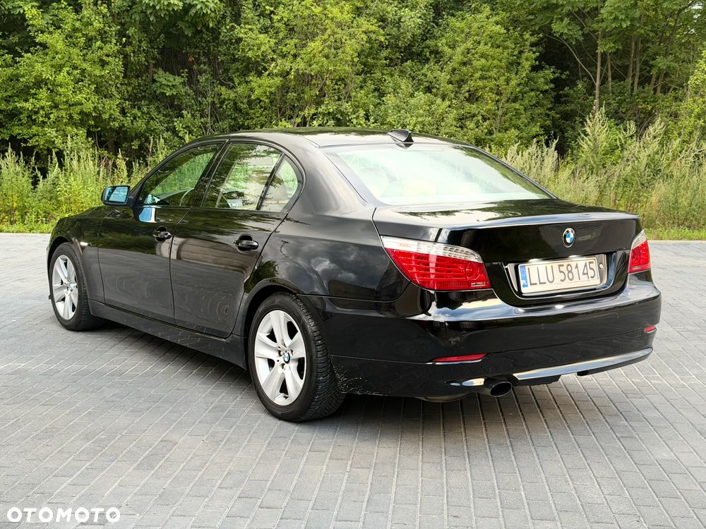 BMW Seria 5 520d - 7