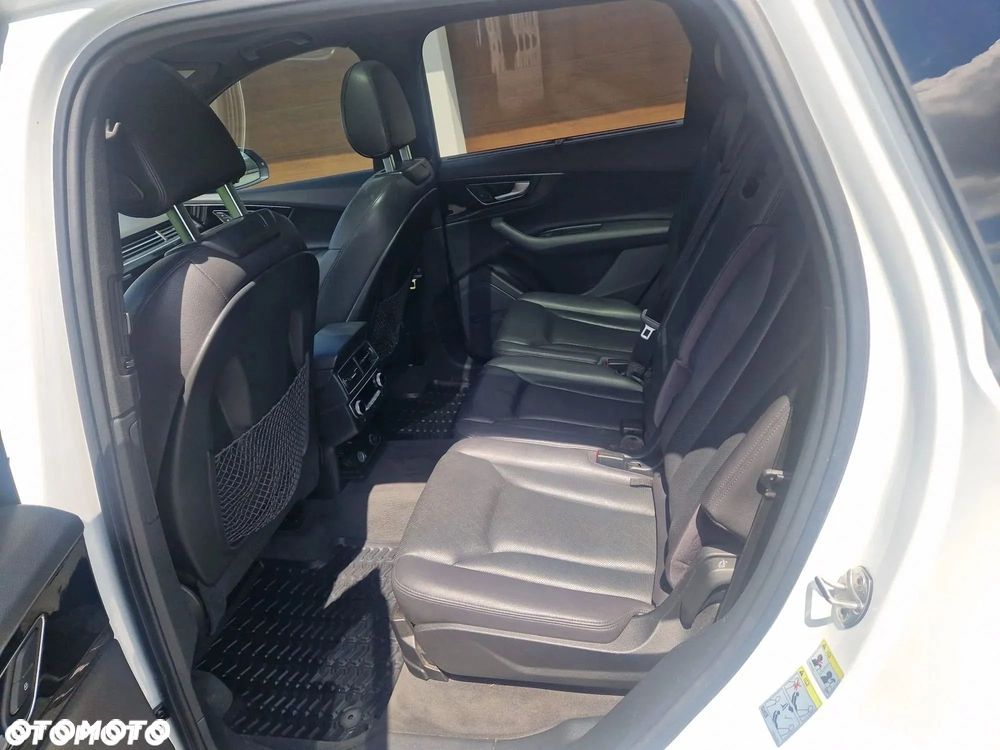 Audi Q7 - 19