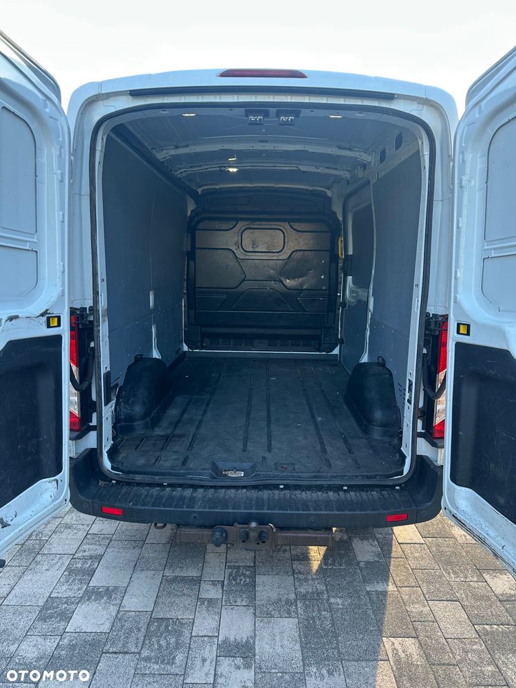 Ford Transit - 9