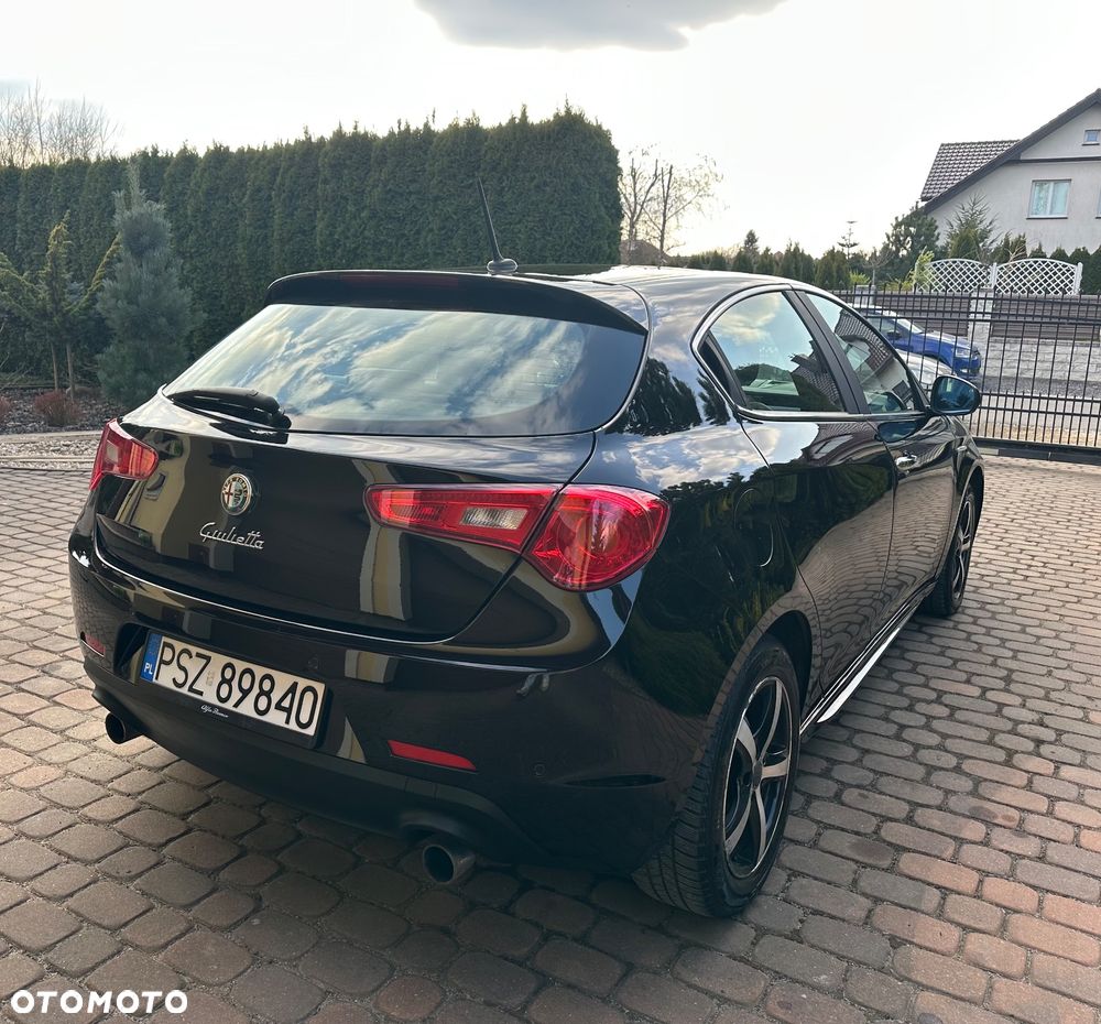 Alfa Romeo Giulietta 2.0 JTDM Distinctive - 7