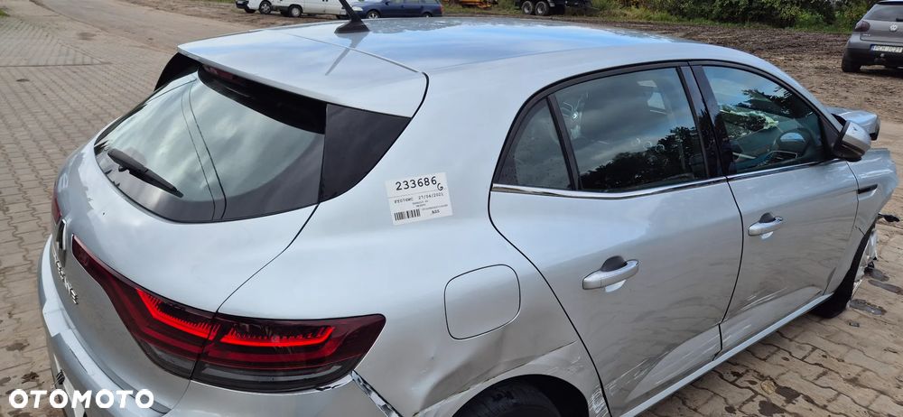 Renault Megane 1.5 Blue dCi Intens - 26