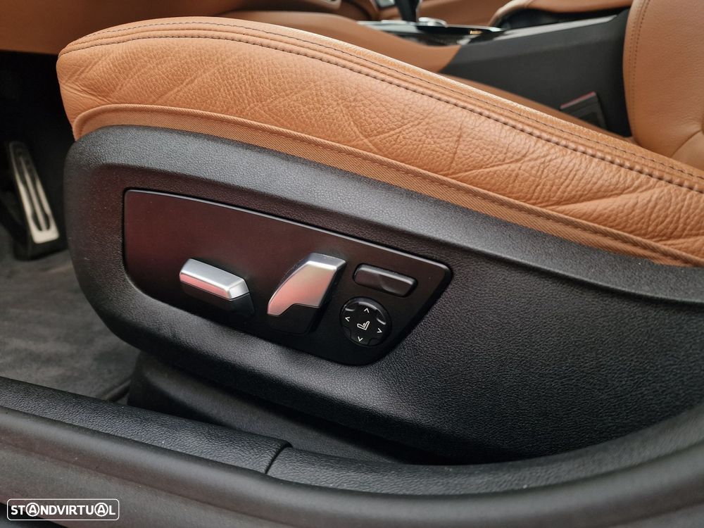 BMW 530 e Pack Desportivo M - 14