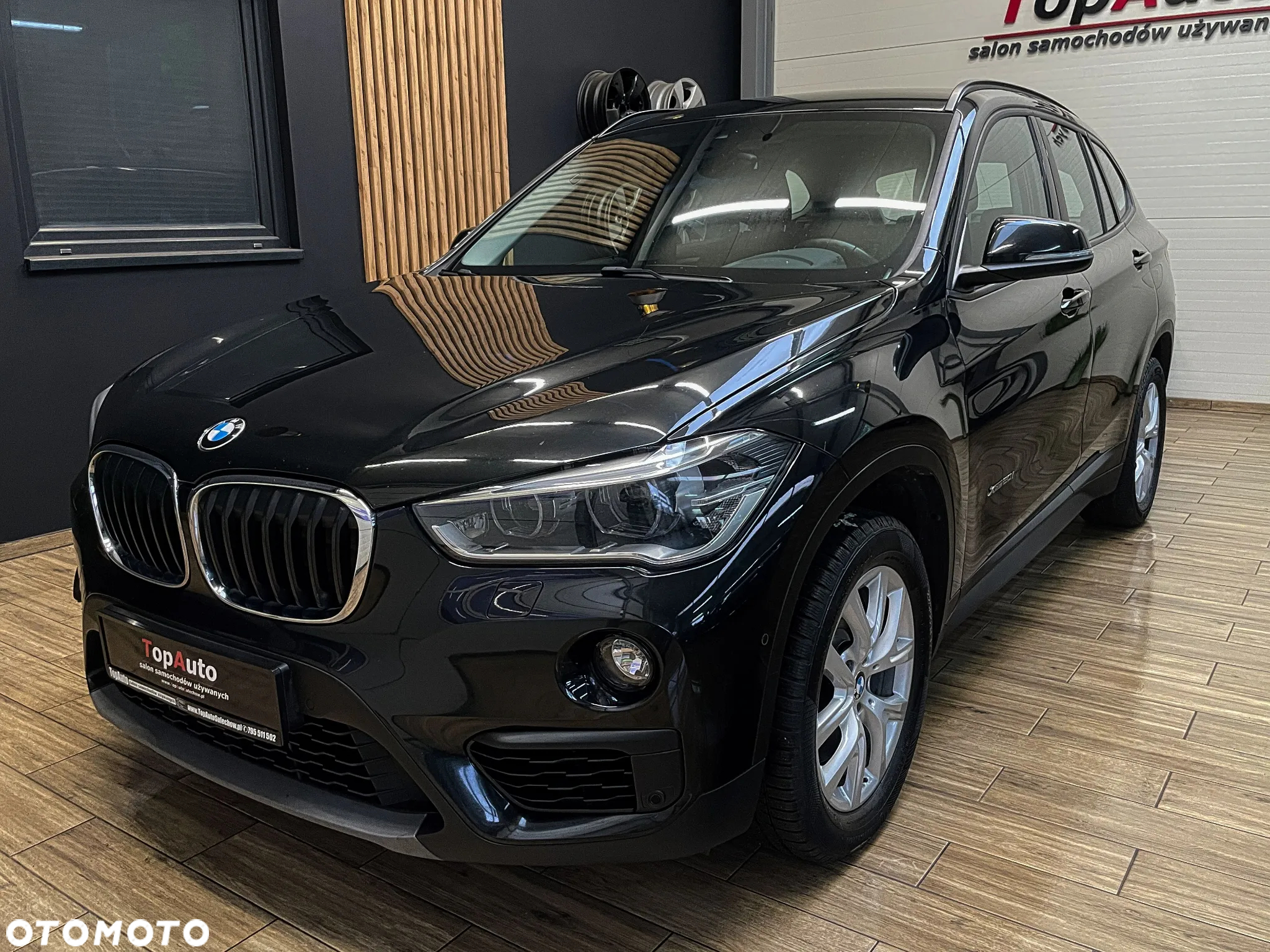 BMW X1 xDrive20i - 13