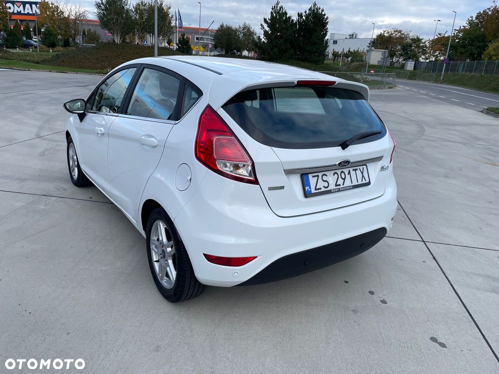 Ford Fiesta 1.0 EcoBoost Titanium - 5