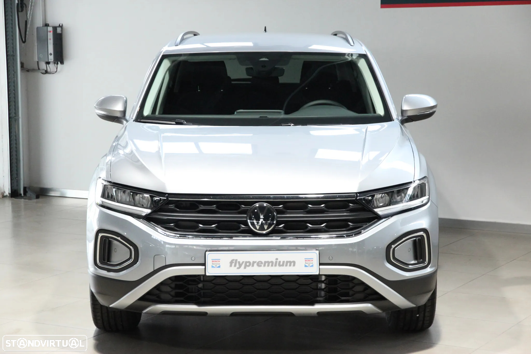 VW T-Roc 1.0 TSI Urban - 2